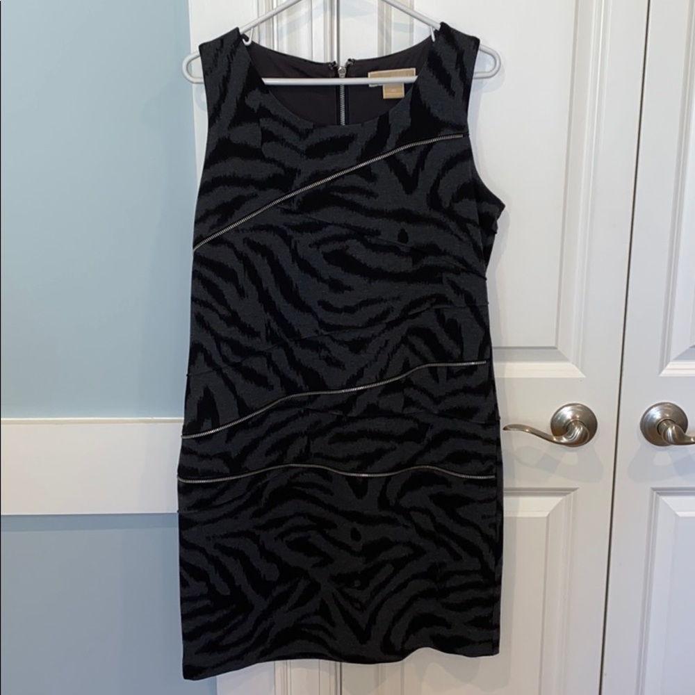 Michael Kors sleeveless gray & black dress size 10